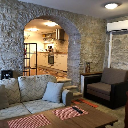 Kauba 6A Apartment クレサーレ エクステリア 写真